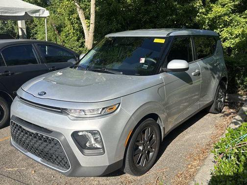 Sparkling Silver 2021 Kia Soul S