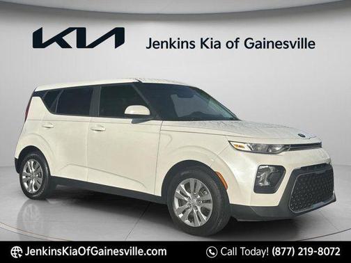 Snow White Pearl 2020 Kia Soul LX