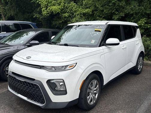 Snow White Pearl 2020 Kia Soul LX