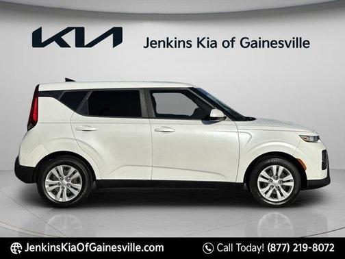 Snow White Pearl 2020 Kia Soul LX
