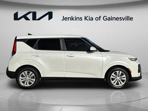 Snow White Pearl 2020 Kia Soul LX