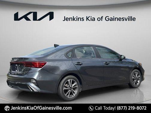 Gravity Gray 2023 Kia Forte LXS