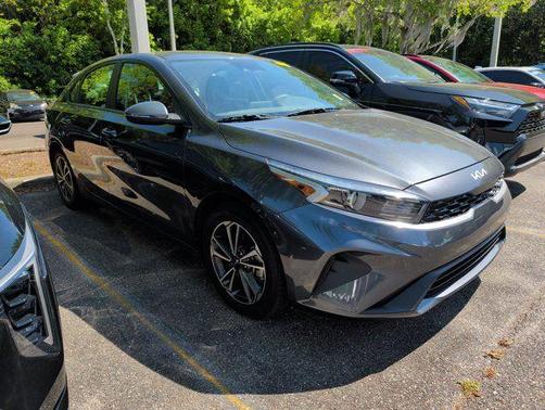 Gravity Gray 2023 Kia Forte LXS