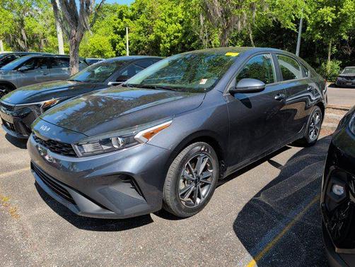 Gravity Gray 2023 Kia Forte LXS