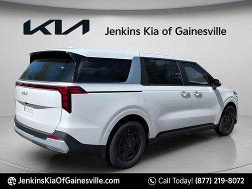 Snow White Pearl 2026 Kia Carnival LXS