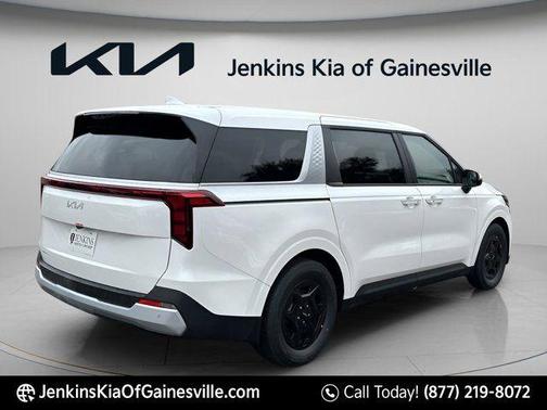 Snow White Pearl 2026 Kia Carnival LXS