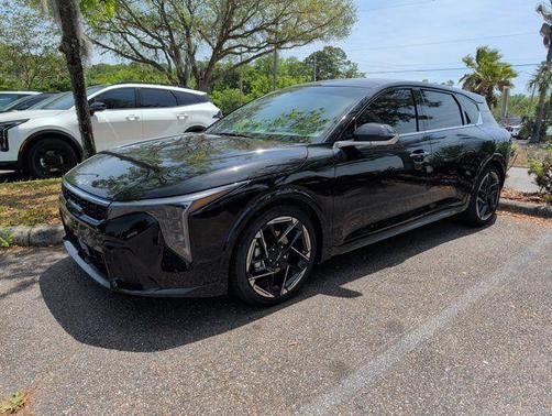 Aurora Black Pearl 2026 Kia K4 GT-LINE