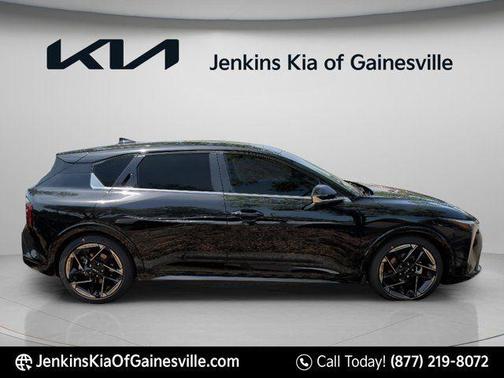 Aurora Black Pearl 2026 Kia K4 GT-LINE