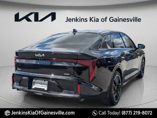 Aurora Black Pearl 2026 Kia K4 GT-Line