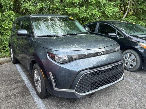 Gravity Gray 2025 Kia Soul LX
