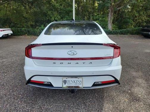 2021 Hyundai SONATA Hybrid Limited