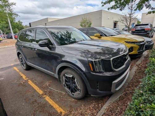 Metal 2025 Kia Telluride EX