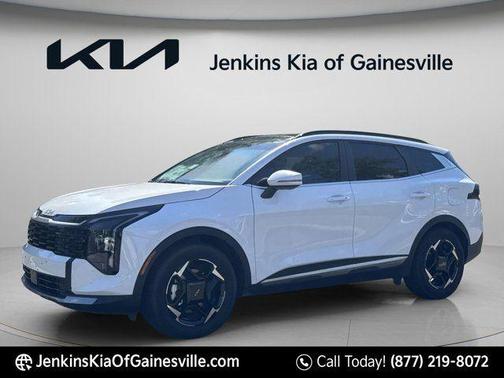Glacial White Pearl 2026 Kia Sportage EX