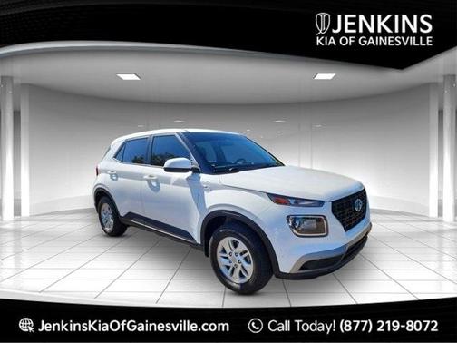 2024 Hyundai VENUE SE