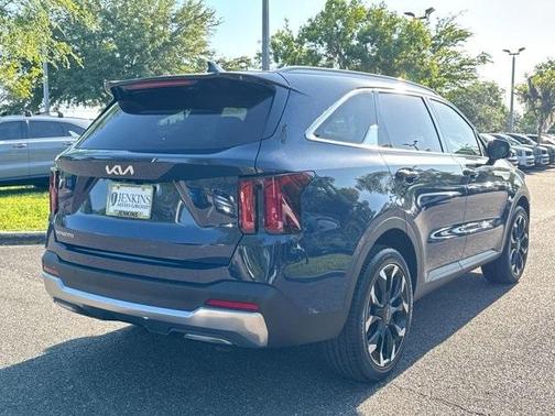 2025 Kia Sorento EX