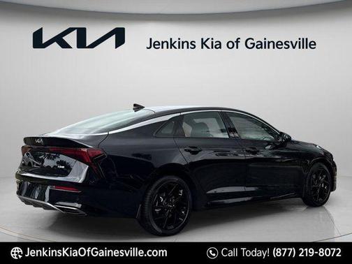 Aurora Black Pearl 2026 Kia K5 GT-Line
