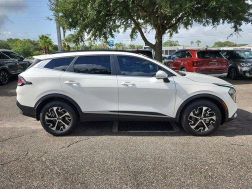 2025 Kia Sportage Hybrid EX