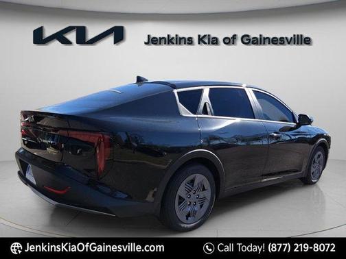 Aurora Black Pearl 2025 Kia K4 LX