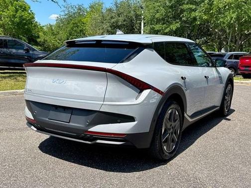 2025 Kia EV6 Light Long Range