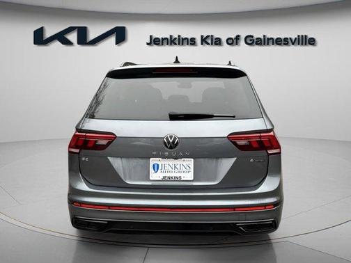 2023 Volkswagen Tiguan 2.0T SE R-Line Black