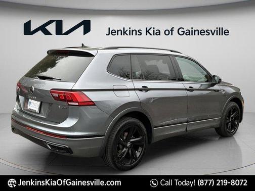 2023 Volkswagen Tiguan 2.0T SE R-Line Black