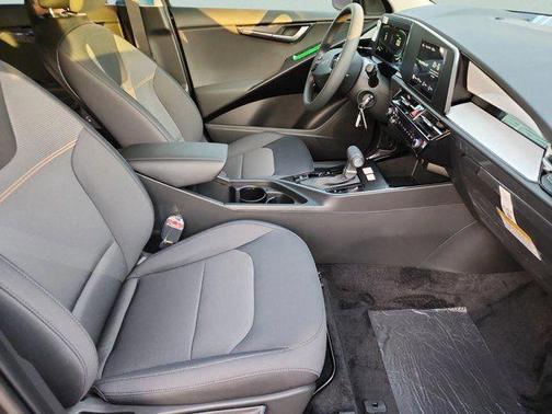 2026 Kia Niro LX