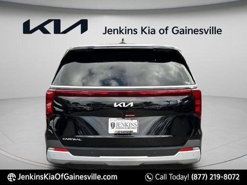 Aurora Black Pearl 2026 Kia Carnival LXS