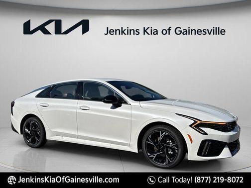Snow White Pearl 2026 Kia K5 GT-Line