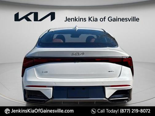Snow White Pearl 2026 Kia K5 GT-Line