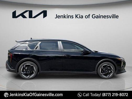 Aurora Black Pearl 2026 Kia K4 EX
