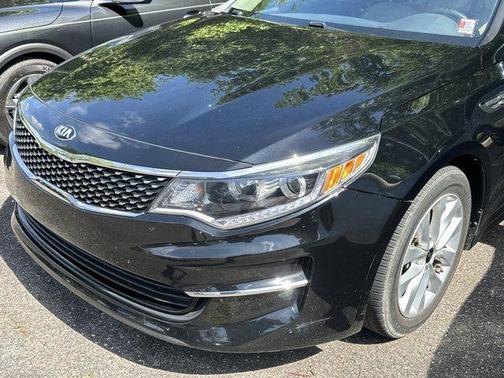 Ebony Black 2018 Kia Optima EX