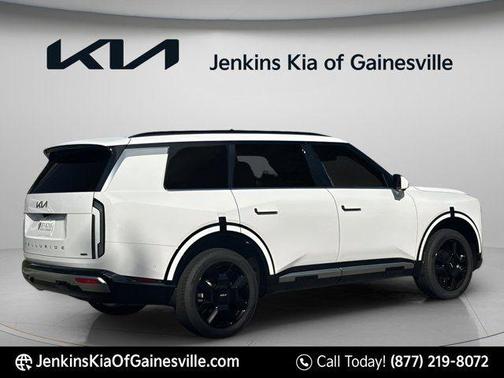 Glacial White Pearl 2027 Kia Telluride SX