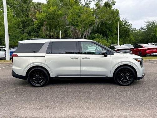 2025 Kia Carnival SX Prestige