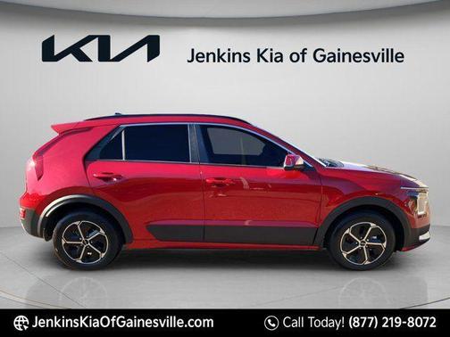 2025 Kia Niro Plug-In Hybrid EX