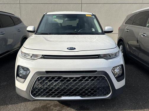 Snow White Pearl 2020 Kia Soul LX