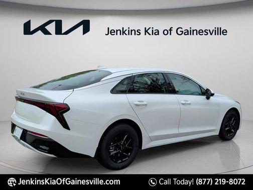 Snow White Pearl 2026 Kia K5 LXS