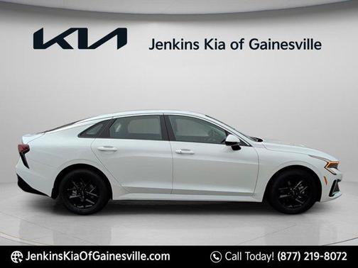 Snow White Pearl 2026 Kia K5 LXS