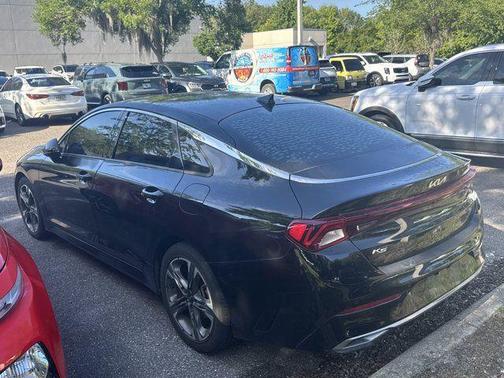 Ebony Black 2022 Kia K5 EX