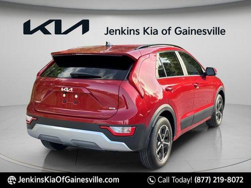 Runway Red 2026 Kia Niro LX