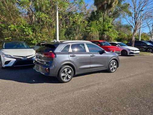 2020 Kia Niro Plug-In Hybrid EX Premium