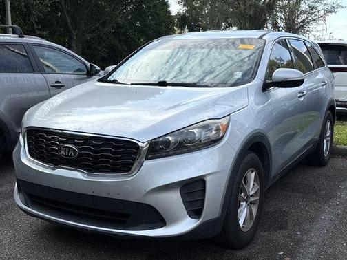 Sparkling Silver 2019 Kia Sorento LX