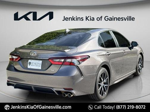 Predawn Gray Mica 2021 Toyota Camry SE