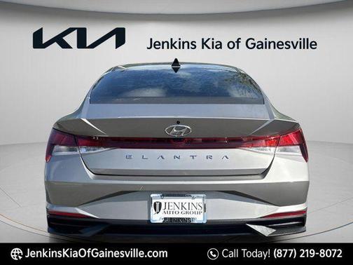 Metal 2021 Hyundai ELANTRA SEL