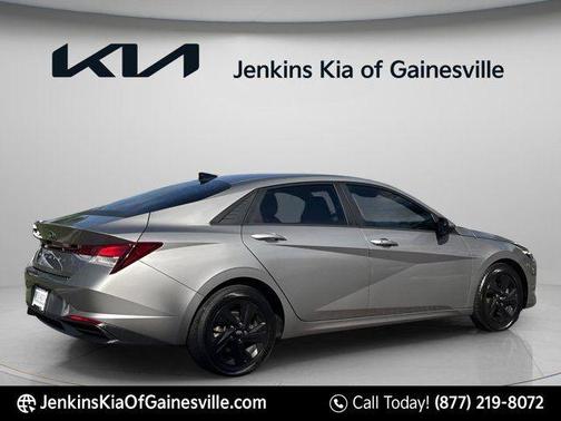 Metal 2021 Hyundai ELANTRA SEL