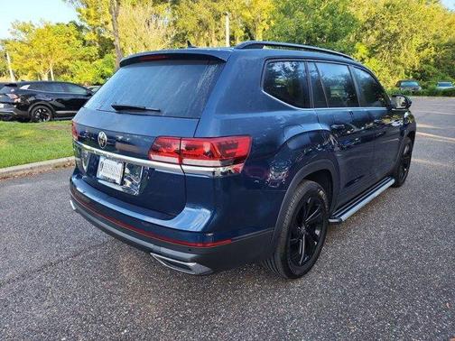 2022 Volkswagen Atlas 2.0T SE w/Technology