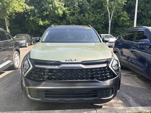 Jungle Green 2023 Kia Sportage X-Line