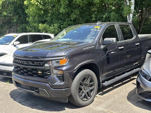 Dark Ash Metallic 2022 Chevrolet Silverado 1500 Custom