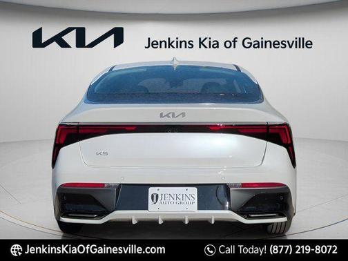 Snow White Pearl 2026 Kia K5 LXS