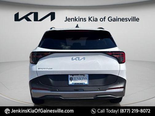 Glacial White Pearl 2026 Kia Sportage EX