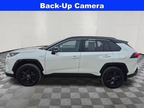 2021 Toyota RAV4 Hybrid SE